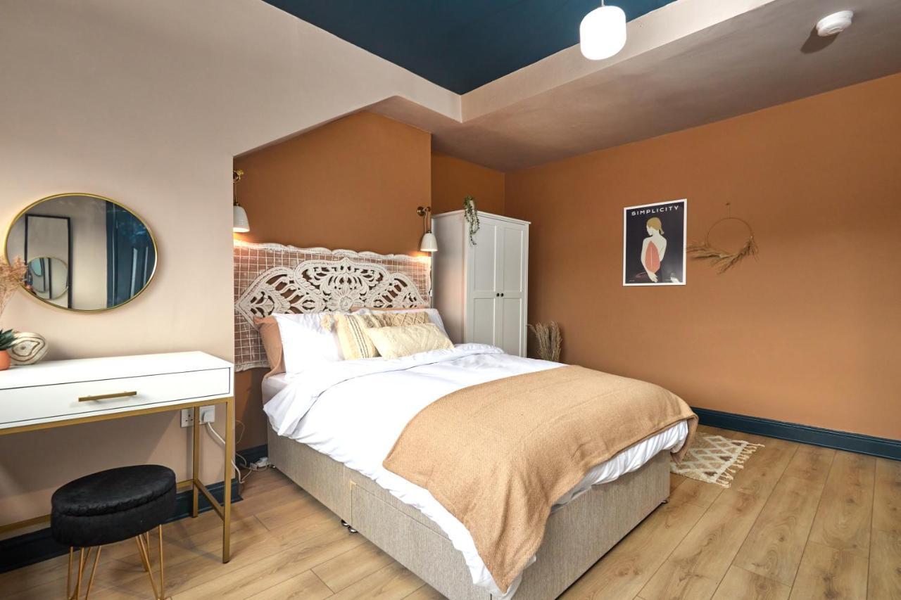 Homebird Property - Haddon House ลีดส์ ภายนอก รูปภาพ